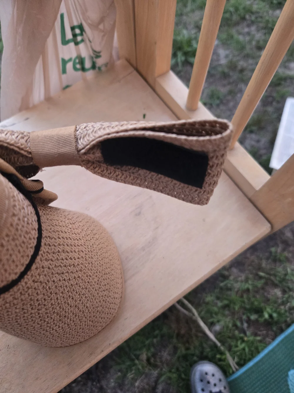 Women's Wide Brim Straw Sun Hat in Tan
